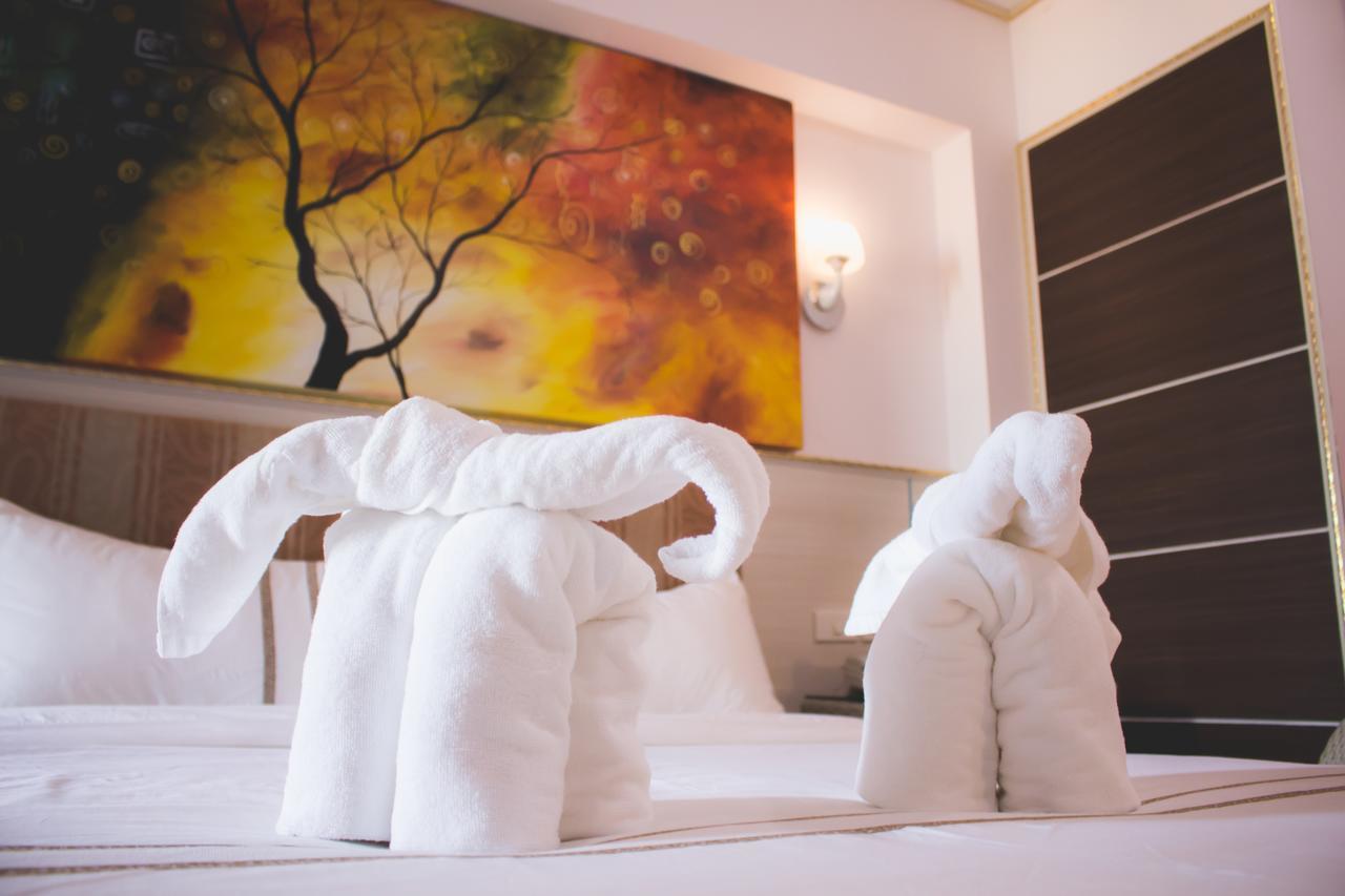 Maverick Ratchada Hotel Bangkok Eksteriør billede